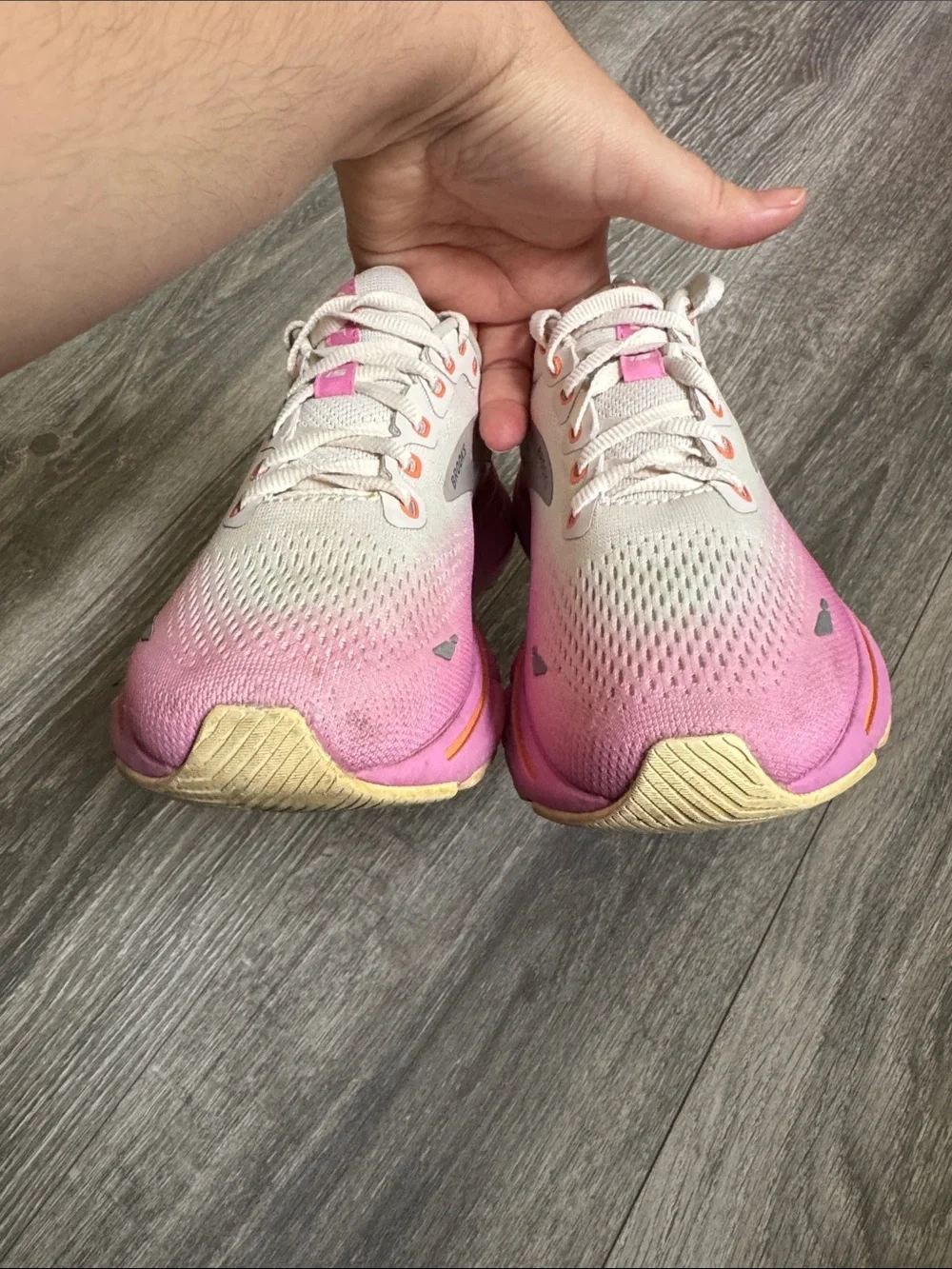 Brooks Ghost 15 Women’s Pink Ombre Running Sneakers